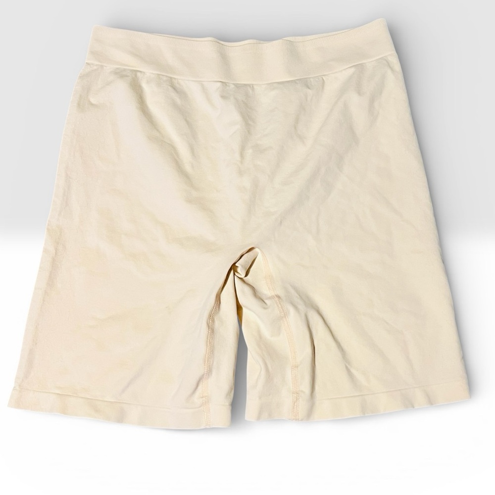 Size Large Shape-wear Breezies Cream Shorts